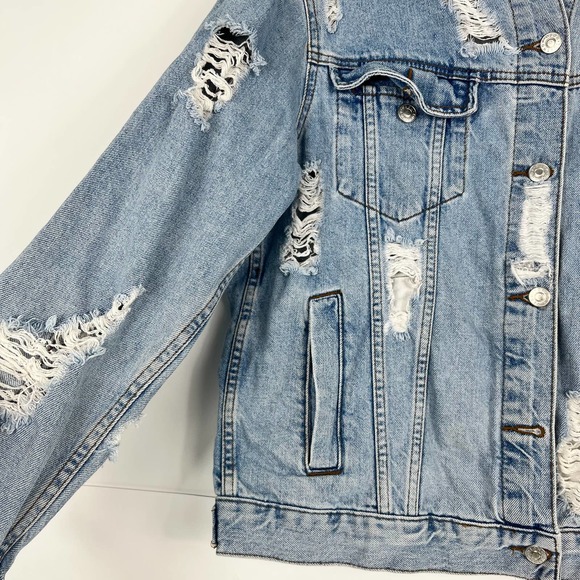 Topshop Moto Size 6 Oversized Very Distressed Light Wash Denim Jacket Blue - Picture 3 of 14